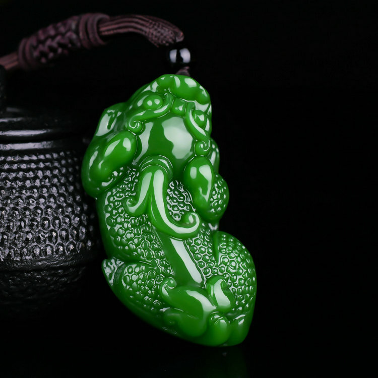 Natural Green Jade Pixiu Pendant Necklace Fashion Jewelry Hand Carved Amulet