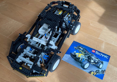 LEGO Technic 8880 Super Car Sportwagen Auto Motor Funktion V8