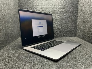 APPLE MacBook Pro 15" Intel Core i7 9750H 2.60GHz 16 512 MV902LL/A1990