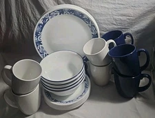 Corelle Vitrelle True Blue Retired USA 32 Piece Set
