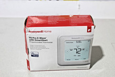 Honeywell T6 Pro Series Z-Wave Programmable Thermostat  New Damaged Box