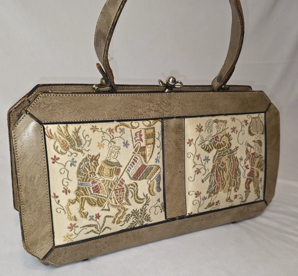 De colección Raro 1950 Caja Monedero Largo Caballeros Medievales Renacimiento Tapiz Victoriano Foto 2 de 4