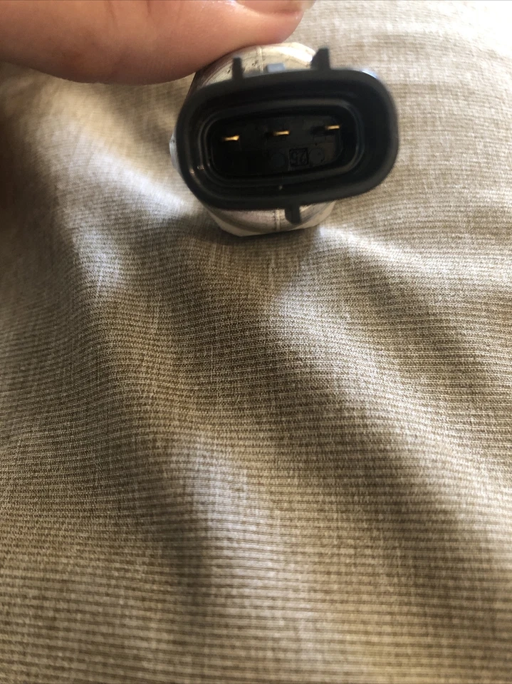 Датчик переменного тока 2010 Pontiac Vibe от оригинального производителя датчик Denso - Изображение 4 из 4