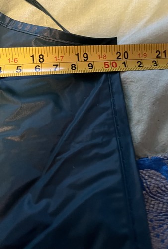 Kids Bunnings Green Apron with Pockets - Picture 9 of 9