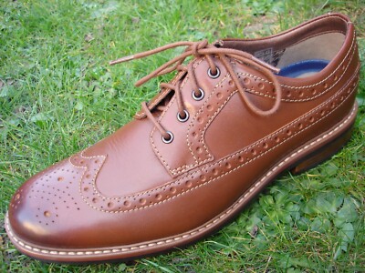 Clarks Melshire Wing PREMIUM TAN BROGUE LEATHER Schuh Herren UK-9 G EU-43 M