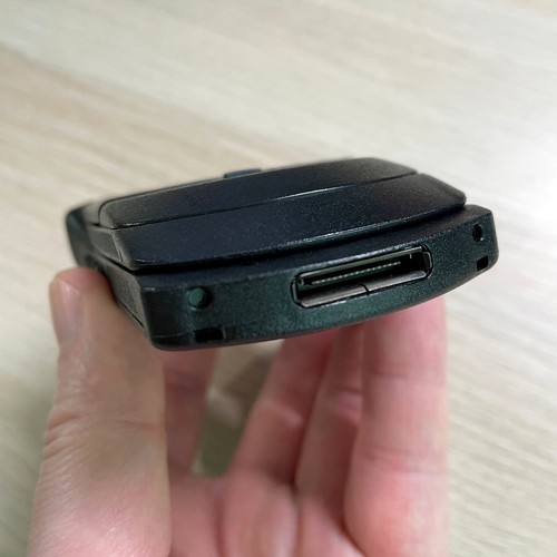 Téléphone à clapet Motorola StarTac ST7867W très bon état design ultra fin ! - Photo 10 sur 10