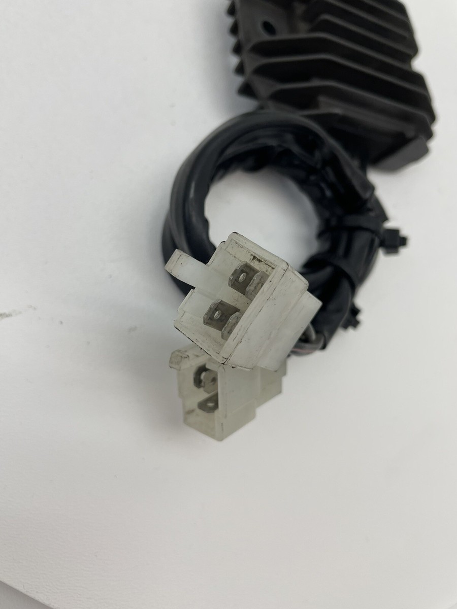 Find 2007 07 Kawasaki Zx6r Zx-6r Ninja Zx6 07-08 Regulator Damaged In - Foto 11