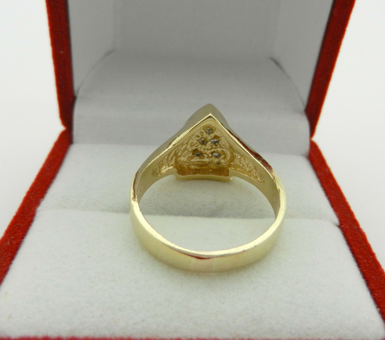 Solid 14k Yellow Gold Triangle Shaped Ring with N… - image 6