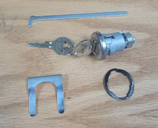 1955 1956 1957 Chevy Trunk Lock Kit With Gm Octagon Head Keys Shaft Retainer