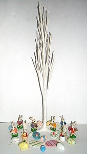 Vintage Easter Ornament Tabletop Tree Bendable Branches 18" Tall With 24 Trims