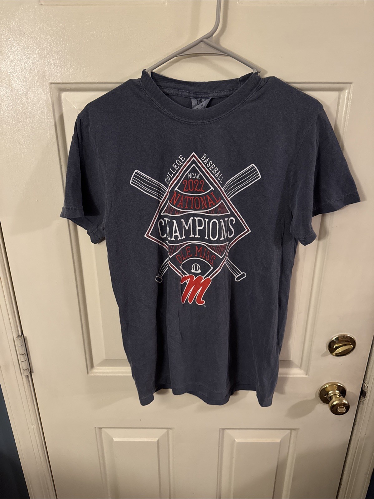 NWT ~ Ole Miss Baseball National Champions Comfort Colors T-shirt