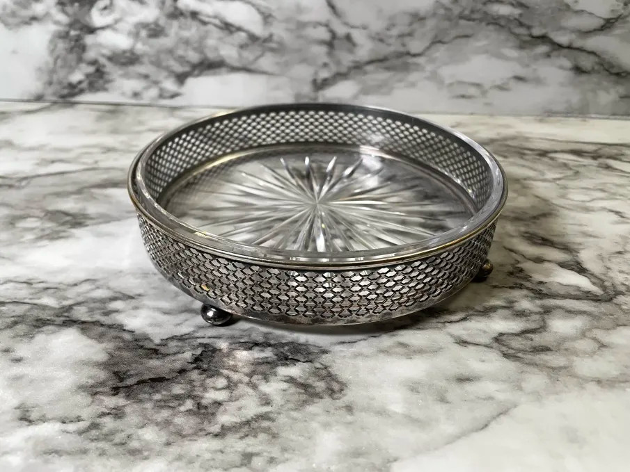 Pairpoint mfg co Quadruple Plate Openwork with Glass