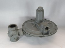 Fisher S202 Gas Regulator 14-30 WC 3/4" Port 60 psig Max Inlet Pressure USED