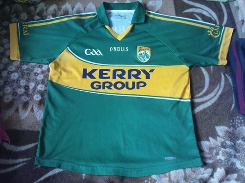 RARE GAA SHIRT - CIARRAI KERRY GAA HOME 2012 - 2014 SIZE M