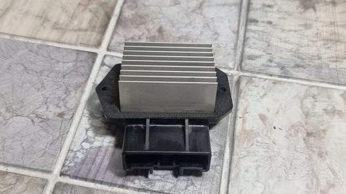 TOYOTA COROLLA Verso E12 Blower Fan Relay 4993002121 2.20 Diesel 66kw 21036179