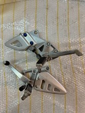 Coppia Pedane Poggiapiedi Suzuki TL 1000, Complete