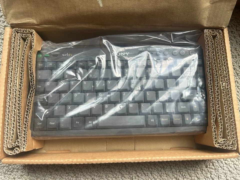 Sony Wireless Keyboard KI-W200 New, Old Stock - Image 2 of 4