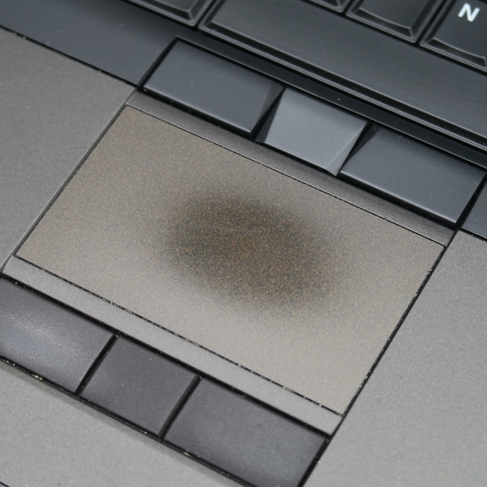 Dell Precision M6700 Windows 10 17" Laptop Intel i7 3520M 2.9Ghz 8GB 240GB SSD - Picture 7 of 21