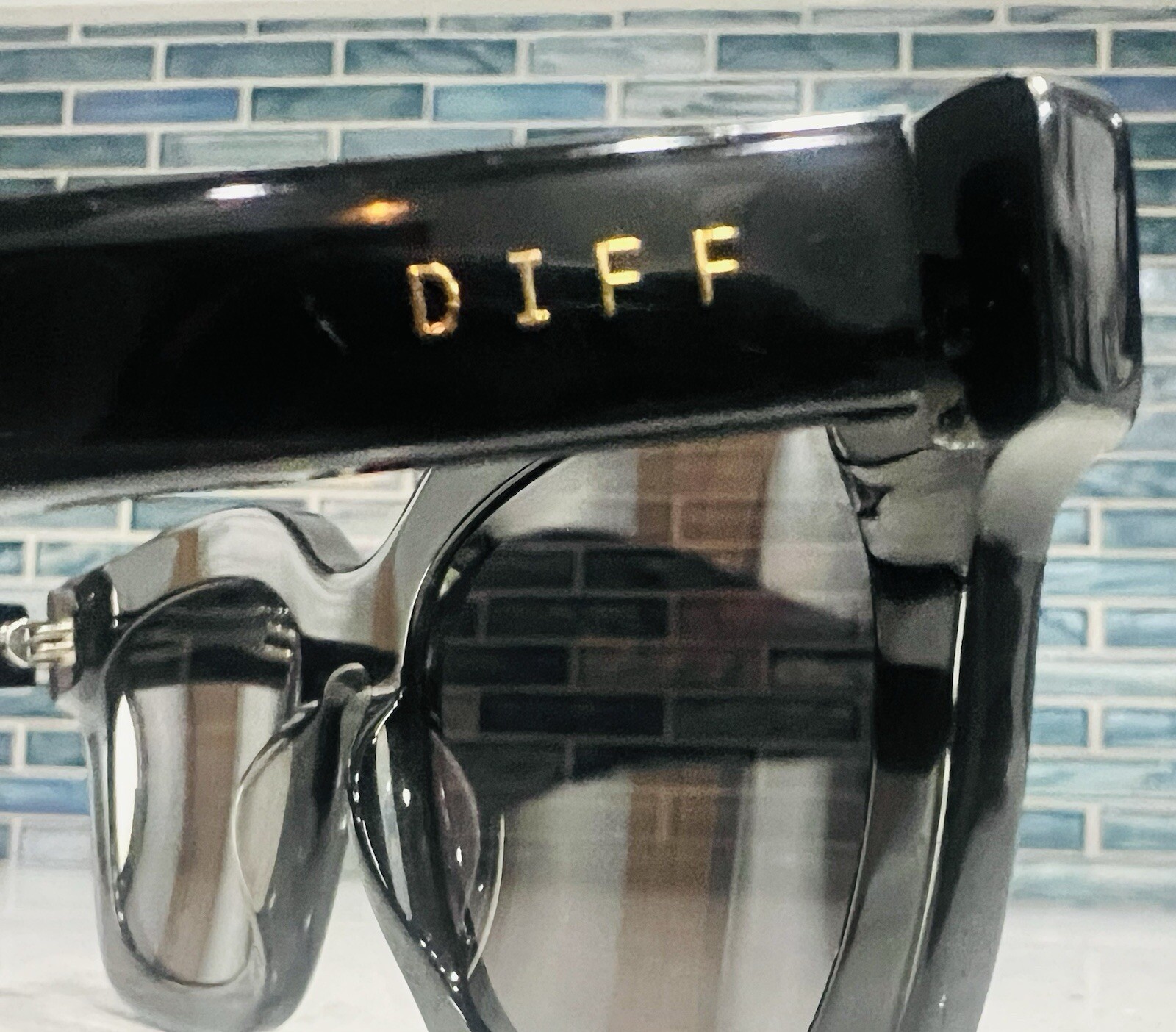 Designer Oversized DIFF CARSON Sunglasses Black F… - image 13