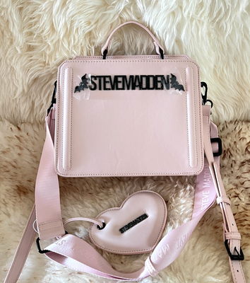 2025 Steve Madden BEVELYN Bats Hearts Satchel Crossbody Bag  display picture 1