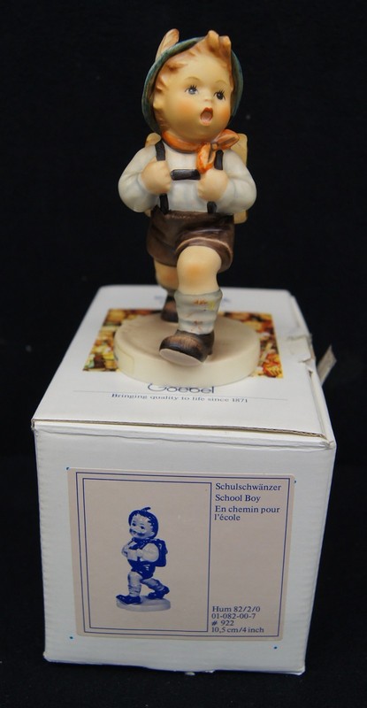 HUMMEL GOEBEL Porcelain Figurine #82/2/0 School Boy 4" TMK-6 W?BOX