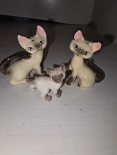Vintage Siamese Kitty Cat Kitten Salt Pepper Shakers & A Hagen Renaker Figurine