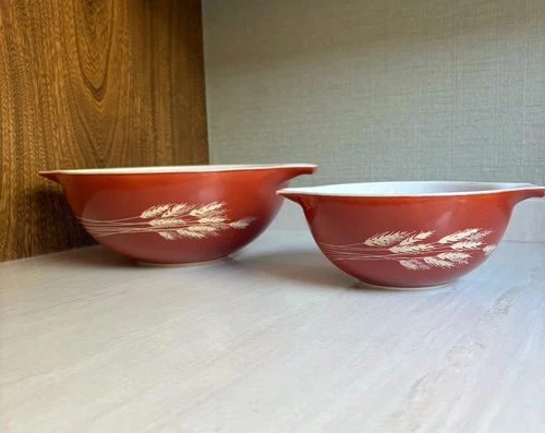 VINTAGE PYREX - CINDERELLA BOWL AUTUMN HARVEST WHEAT 444  442 MIXING  BOWLS RUST