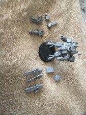 Warhammer 40K - Tau - 1 XV8 Crisis Battlesuit model 4 2004 version 