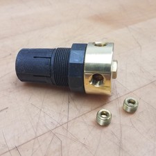 Parker R364-01C 1/8" Miniature Regulator, 0-125PSIG, 4 Ports, 1/8" Ports - NEW