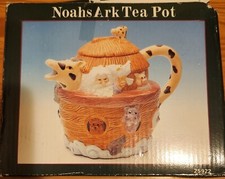 Vintage Young's 1996 Noah's Ark Ceramic Teapot Collectible Animal Teapot 7"