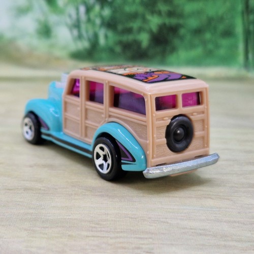 Hot Wheels 40's Woodie Wagon Diecast Model 1/64 (53) Excellent Condition - Picture 2 of 6