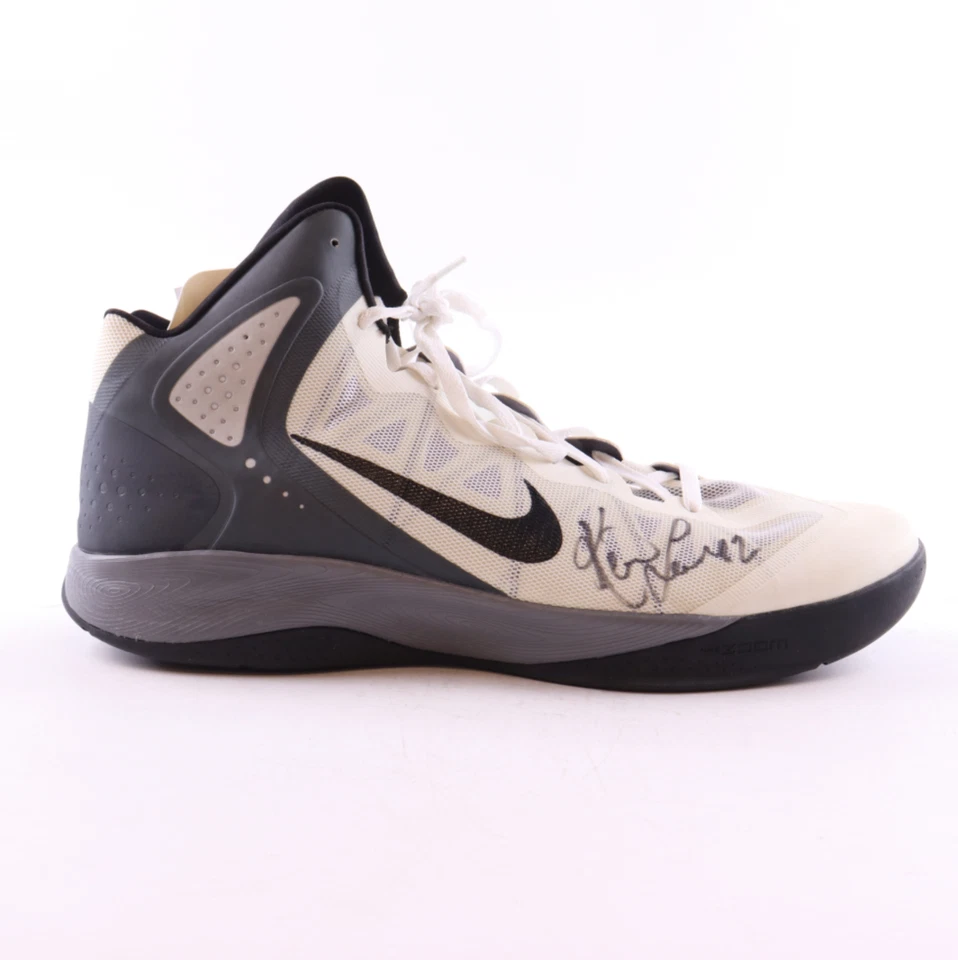Kevin Love Signed Size 18 Nike Basketball Shoe (JSA) - Image 2 of 3