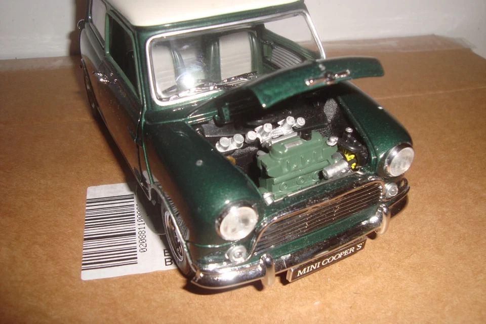 KYOSHO 1/18 Austin Mini Mk1 blanc no AUTOart Ottomobile - Photo 3/4