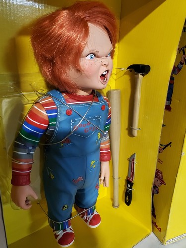NECA Chucky Child's Play 2 Good Guys Puppe MIT ZUBEHÖR  - Bild 3 von 12