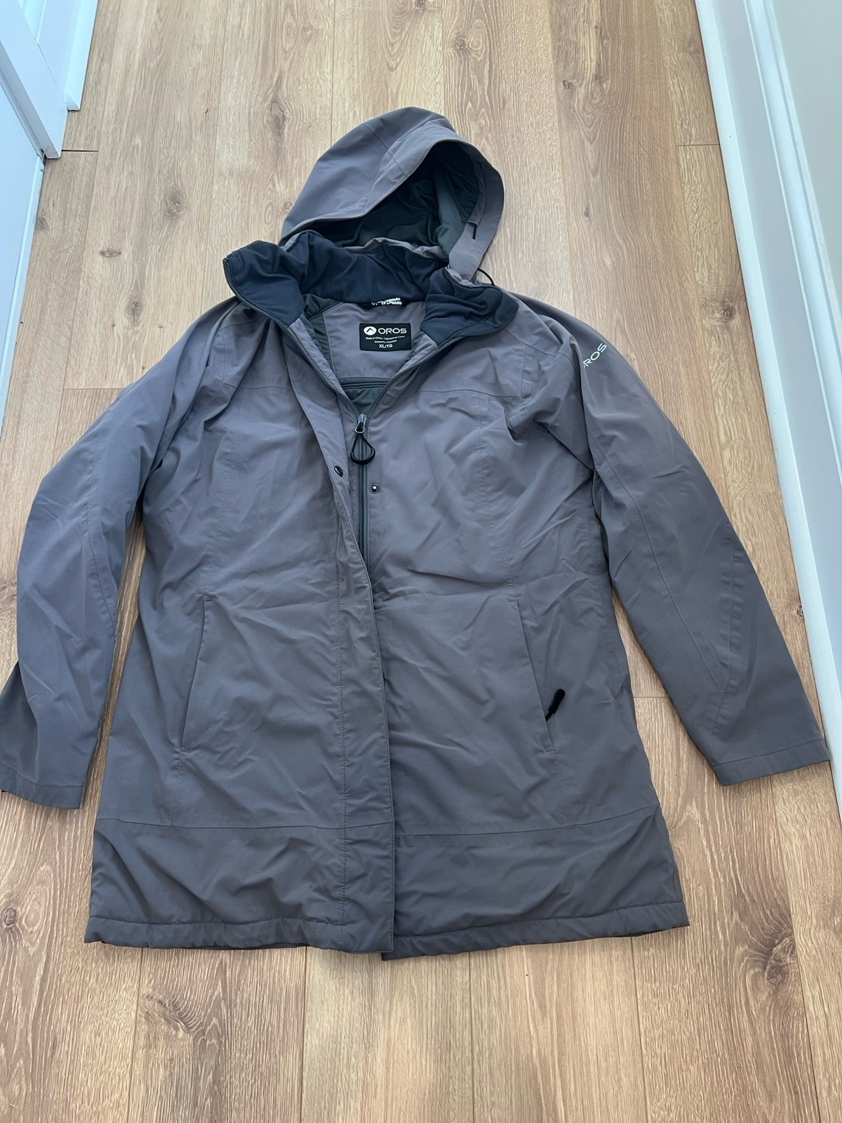 Oros Orion Solarcore Parka Coat Charcoal Gray Womens XL Outdoors Adventure *READ