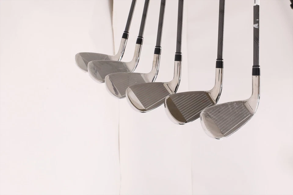 Juego de 2 hierros Wilson Launch Pad 6-Pw, Gw flujo uniforme regular 1250992 excelente Foto 3 de 4