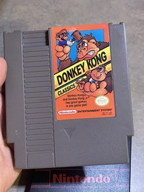 Donkey Kong Classics Nintendo NES + Dust Cover Cartridge Sleeve - Nice!! 😎🔥