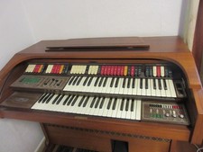 an Bastler abzugeben: Heimorgel GEM F 50 Deluxe inkl. Manual und Schaltplänen