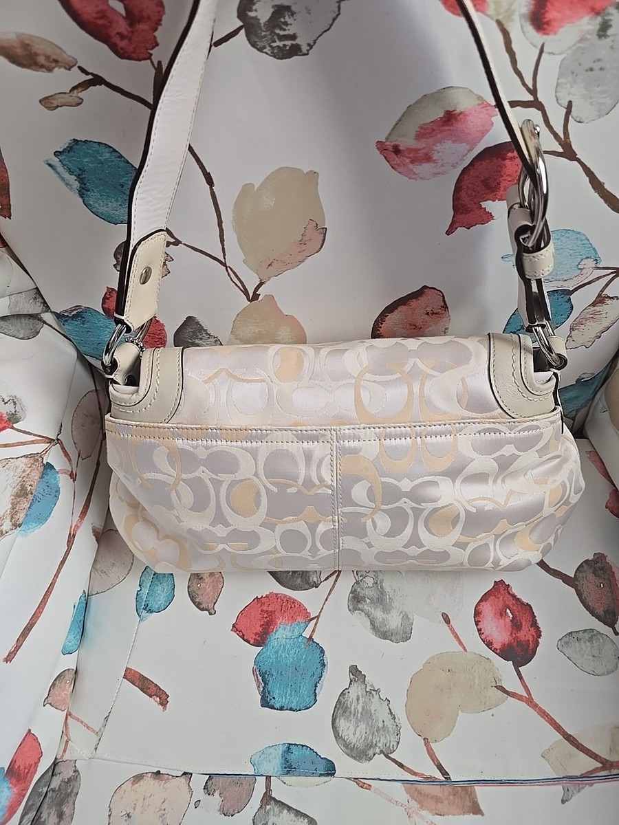 美品 Coach Pleated soho shoulder bag y2k COACH SOHO PLEATED CREAM IVORY LEATHER Y2K TOTE SHOULDER HANDBAG