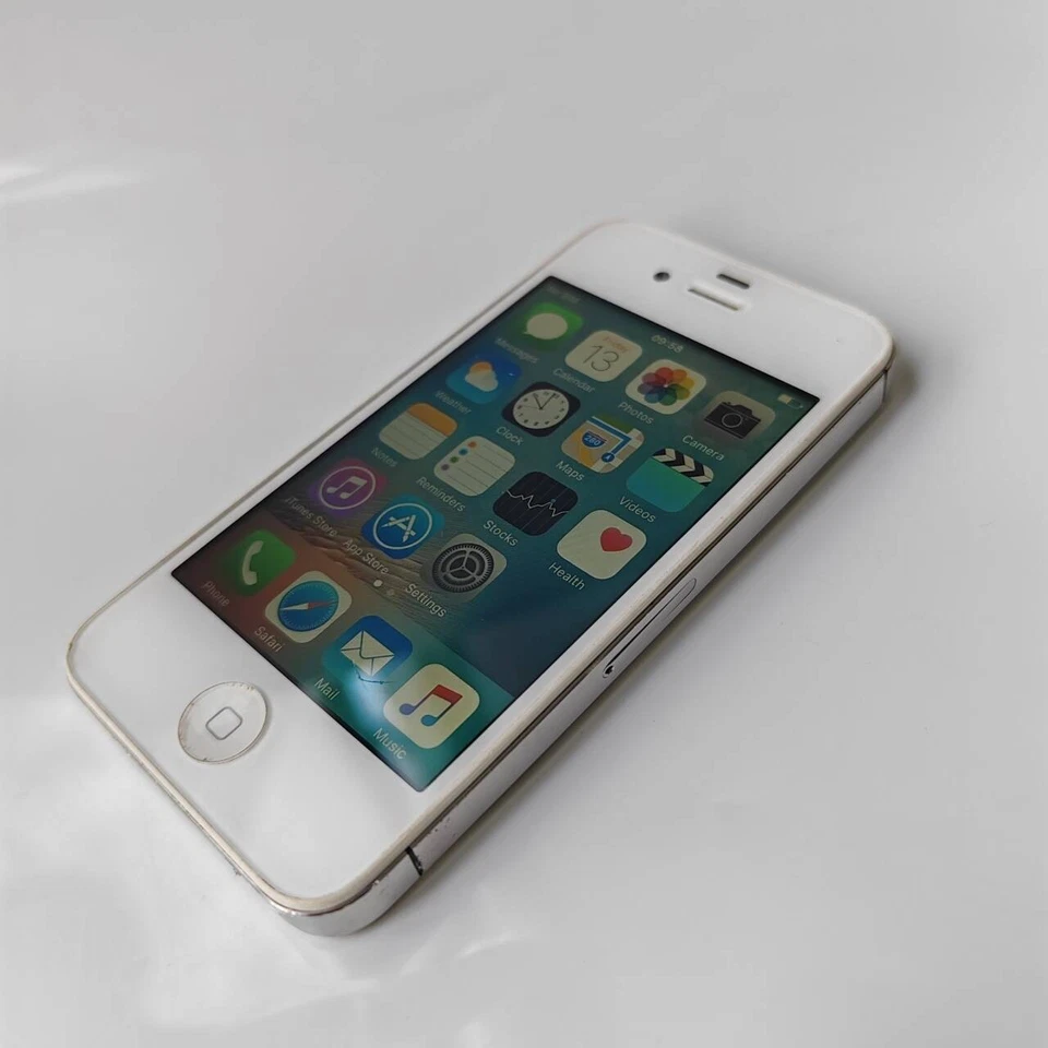 Apple iPhone 4 4s 8/16/32/64GB Black/White Unlocked Tested Fully working phone - Image 4 of 4