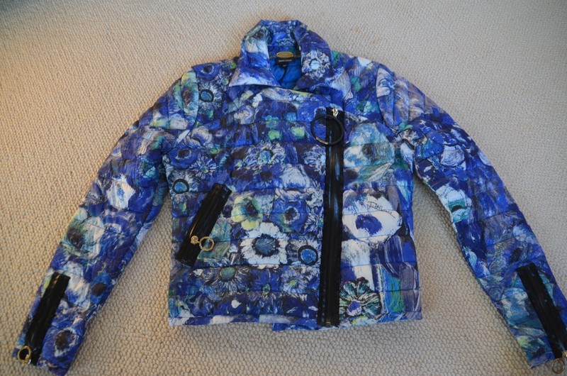 NWT Just Cavalli women's EU 44 down blue print bomber style jacket