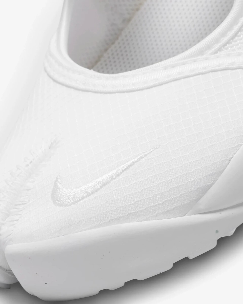 New Nike Women's Air Rift Breathe Sandals - White (DN1338 New Nike Women's Air Rift Breathe Sandals - White (DN1338