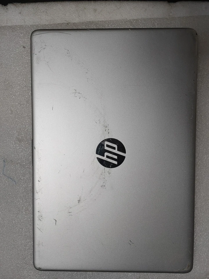 HP AMD Ryzen 3 3250U with Redeon Graphics @ 2.60GHz, 4GB RAM , NO HD FOR PARTS - Image 4 of 4