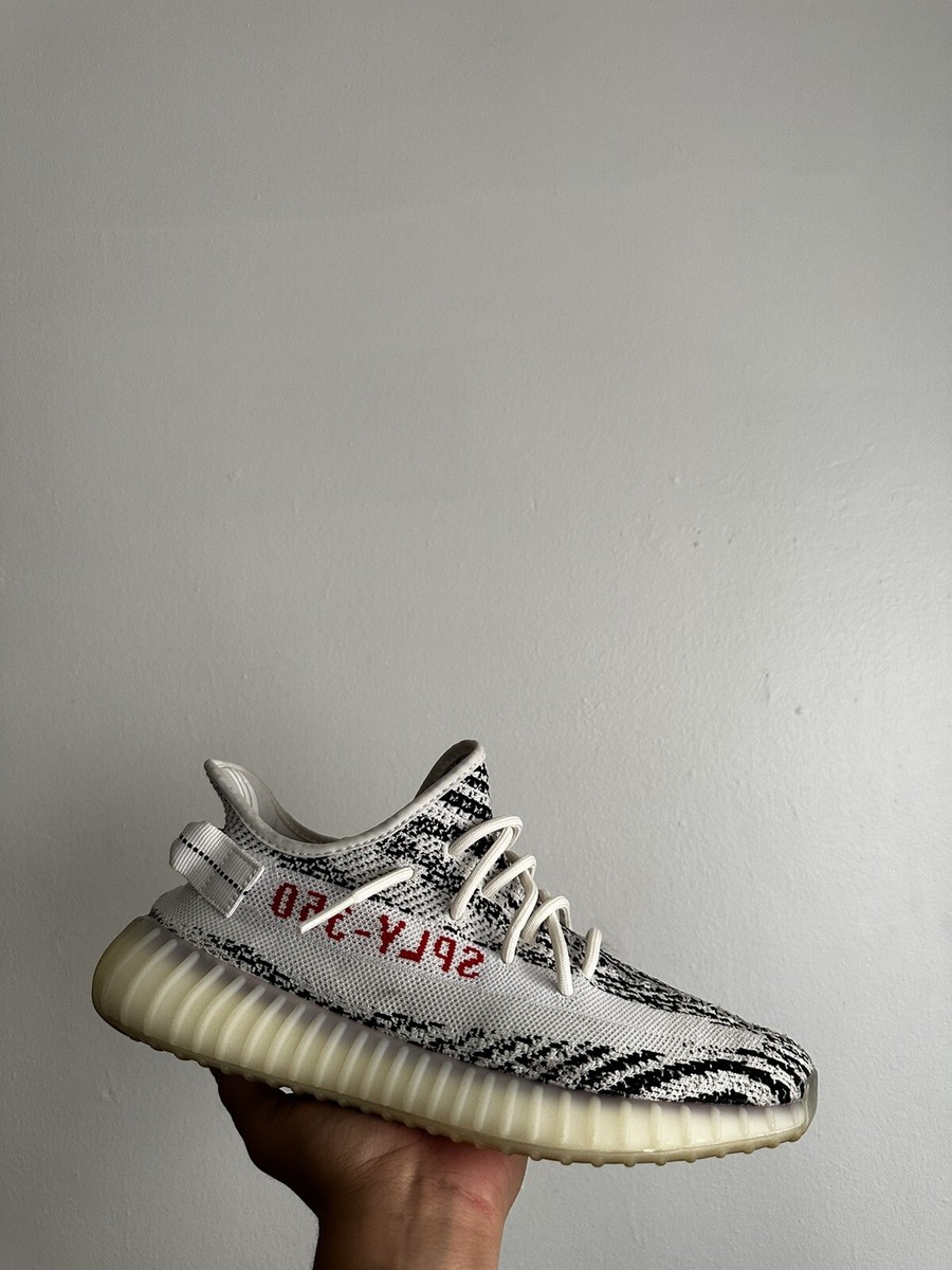 yeezy boost 350 v2 zebra size 9