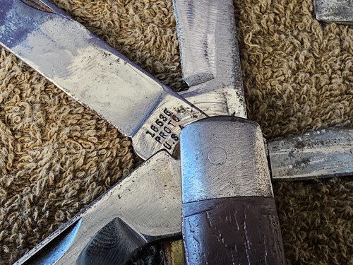 Lot of 9 Pocket Knife Proto Old Timer Swiss Army Kutmaster Camilus Swiss Folding - Picture 15 of 21