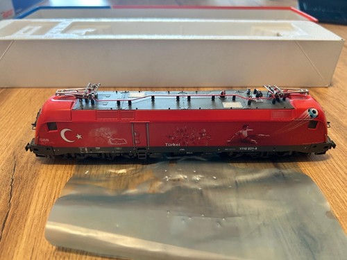 Neu Versand! ÖBB 1116 031-4 Taurus Werbelok für Türkei EM 2008 Roco H0 - Bild 2 von 7