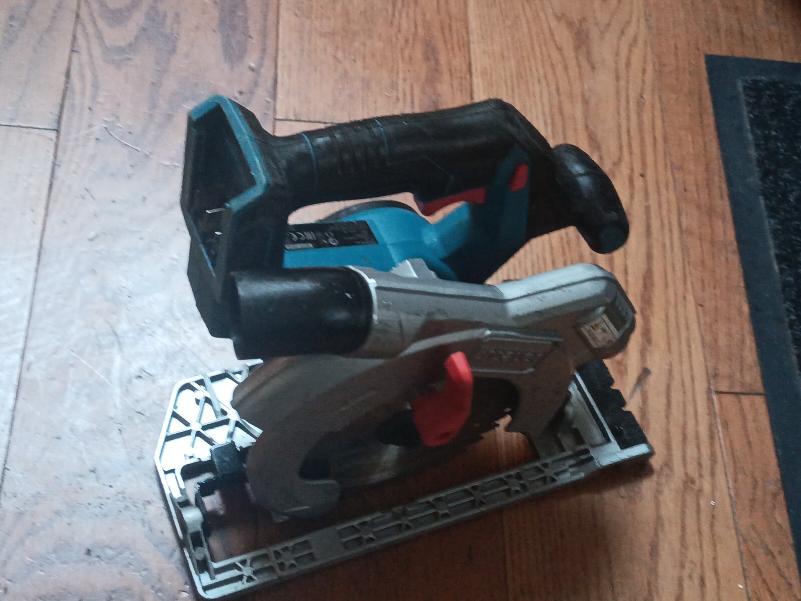 Erbauer ECS18Li 165mm 18V LiIon EXT Brushless Cordless Circular Saw