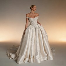 Sweetheart Off Shoulder A-Line Wedding Dresses Lace-up Back Sweep Train Gowns