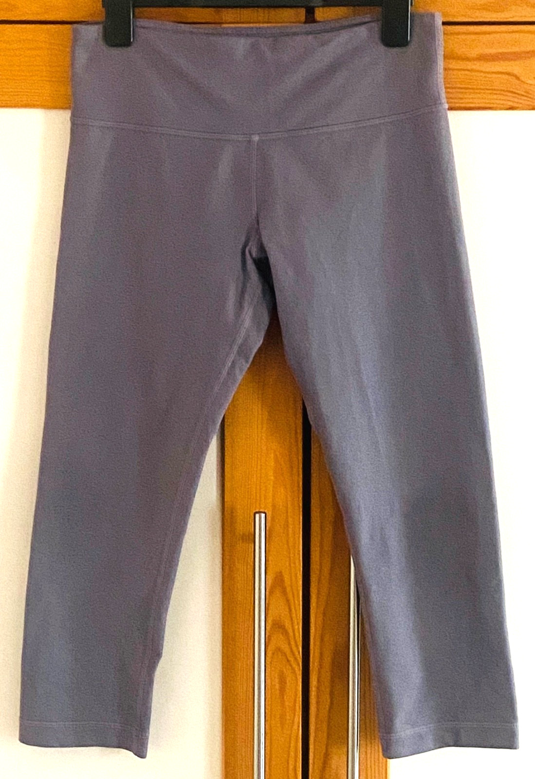 Lululemon Women's Taupe Cropped Leggings Size Brand Size 6/ UK 10