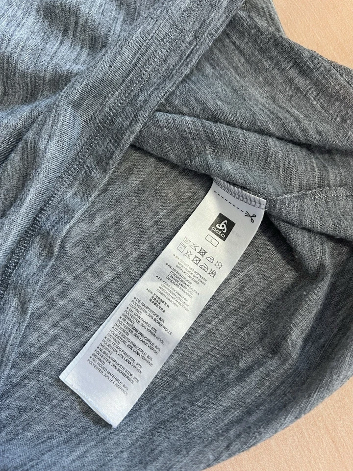 Odlo Light Active Sports Underwear T-Shirt Sz L Keeps You Dry Gray - Image 4 of 4